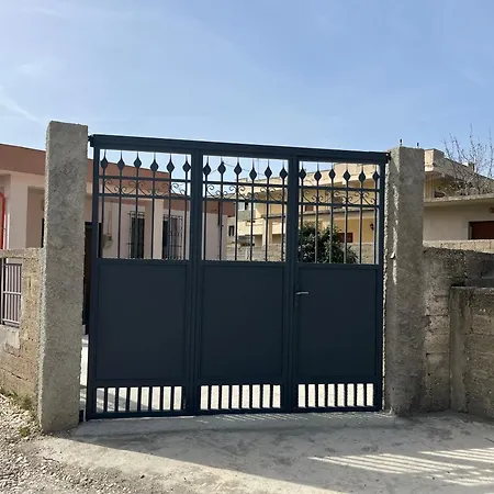 Eli's House بيت للعطل